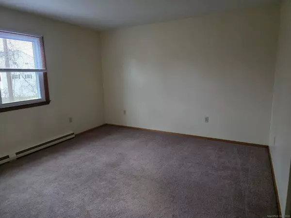 Norwich, CT 06360,88 Hickory Street #4