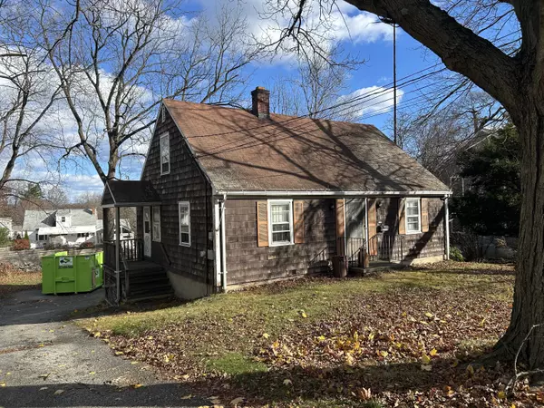 Fairfield, CT 06824,168 Wormwood Road