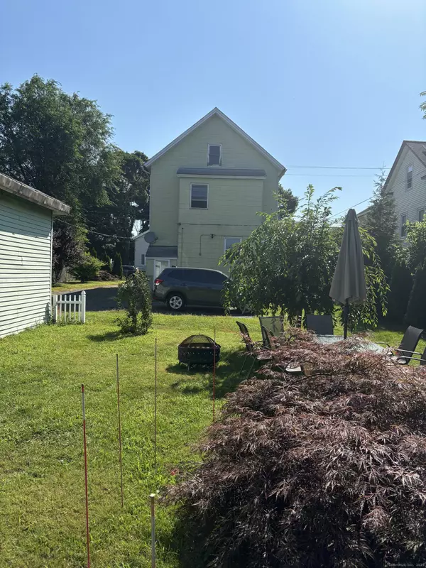 88 Oak Street, New Britain, CT 06051