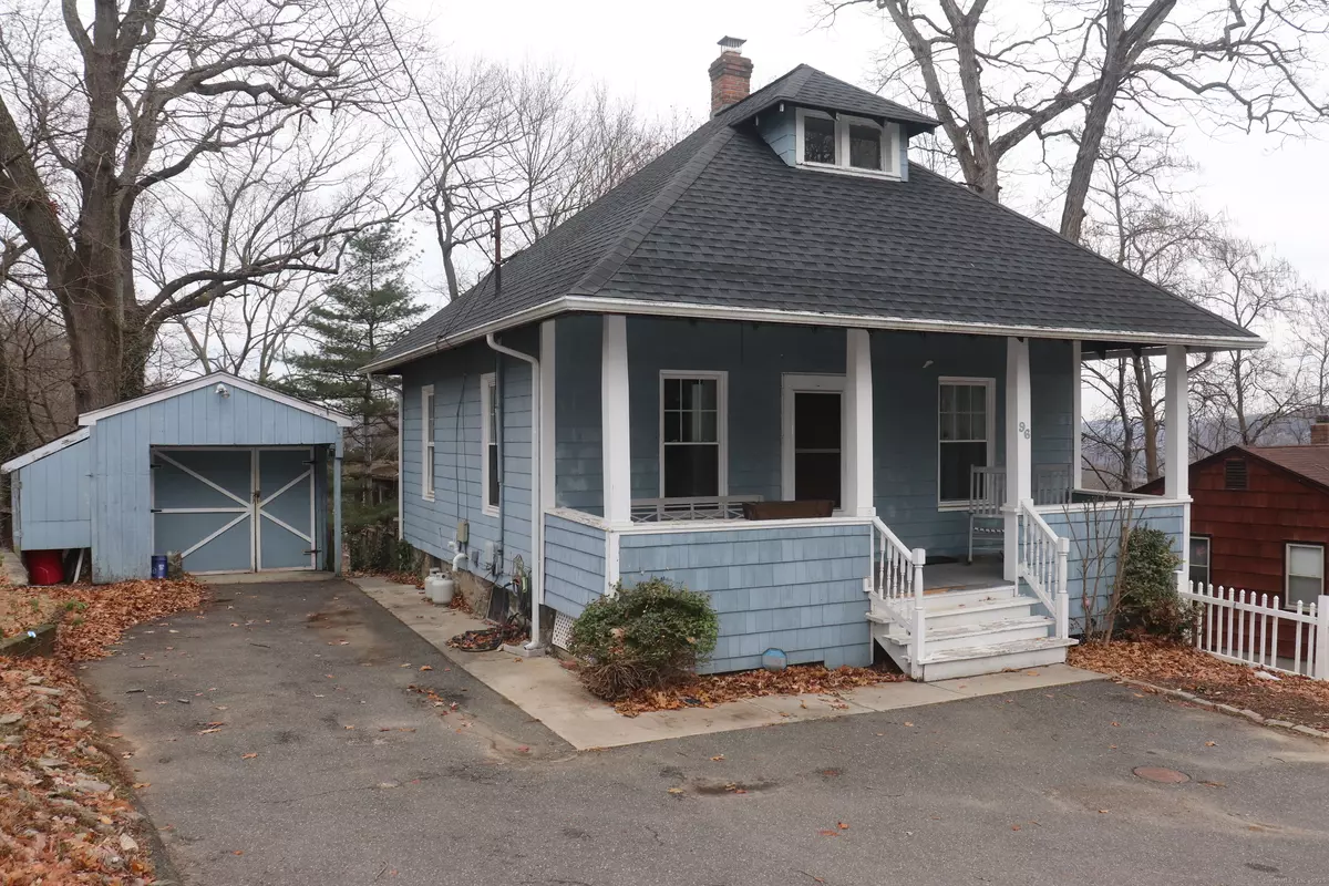 Shelton, CT 06484,96 Hillside Avenue