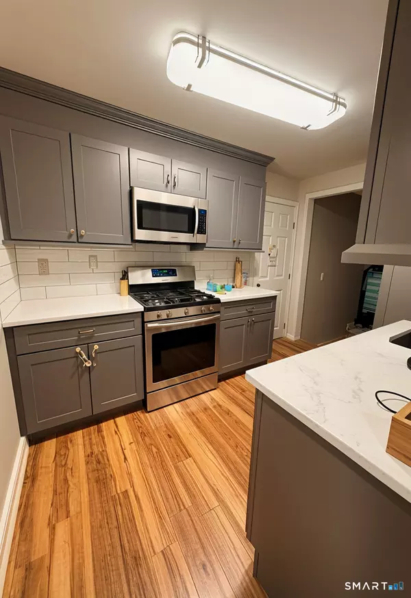 Bridgeport, CT 06606,605 Merritt Street