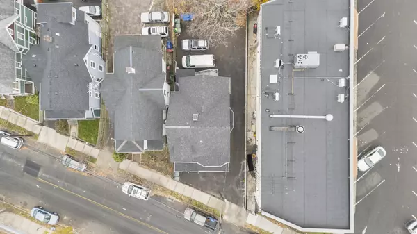 Bridgeport, CT 06604,865 Iranistan Avenue