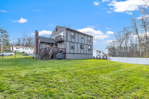 West Haven, CT 06516,26 Woodridge Road