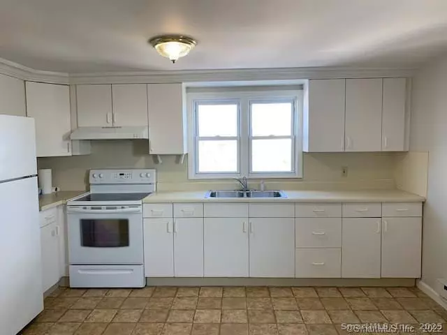 Norwalk, CT 06855,39 Seaview Avenue #3