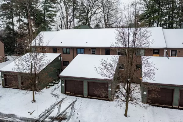 Enfield, CT 06082,23 Wynwood Drive #23