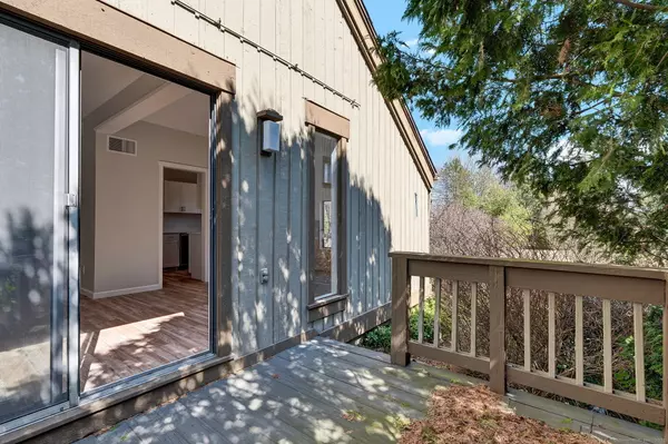 Southbury, CT 06488,433 Heritage Village #A