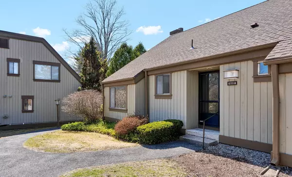 Southbury, CT 06488,433 Heritage Village #A