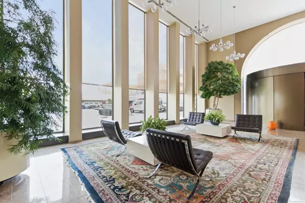 Hartford, CT 06103,1 Gold Street #APT 11F