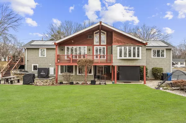 Trumbull, CT 06611,57 Gray Rock Road