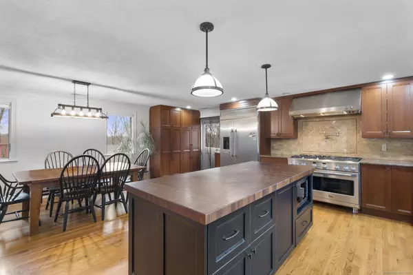 Trumbull, CT 06611,57 Gray Rock Road