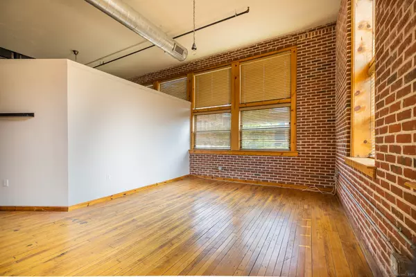 Bridgeport, CT 06604,325 Myrtle Avenue #APT 1101