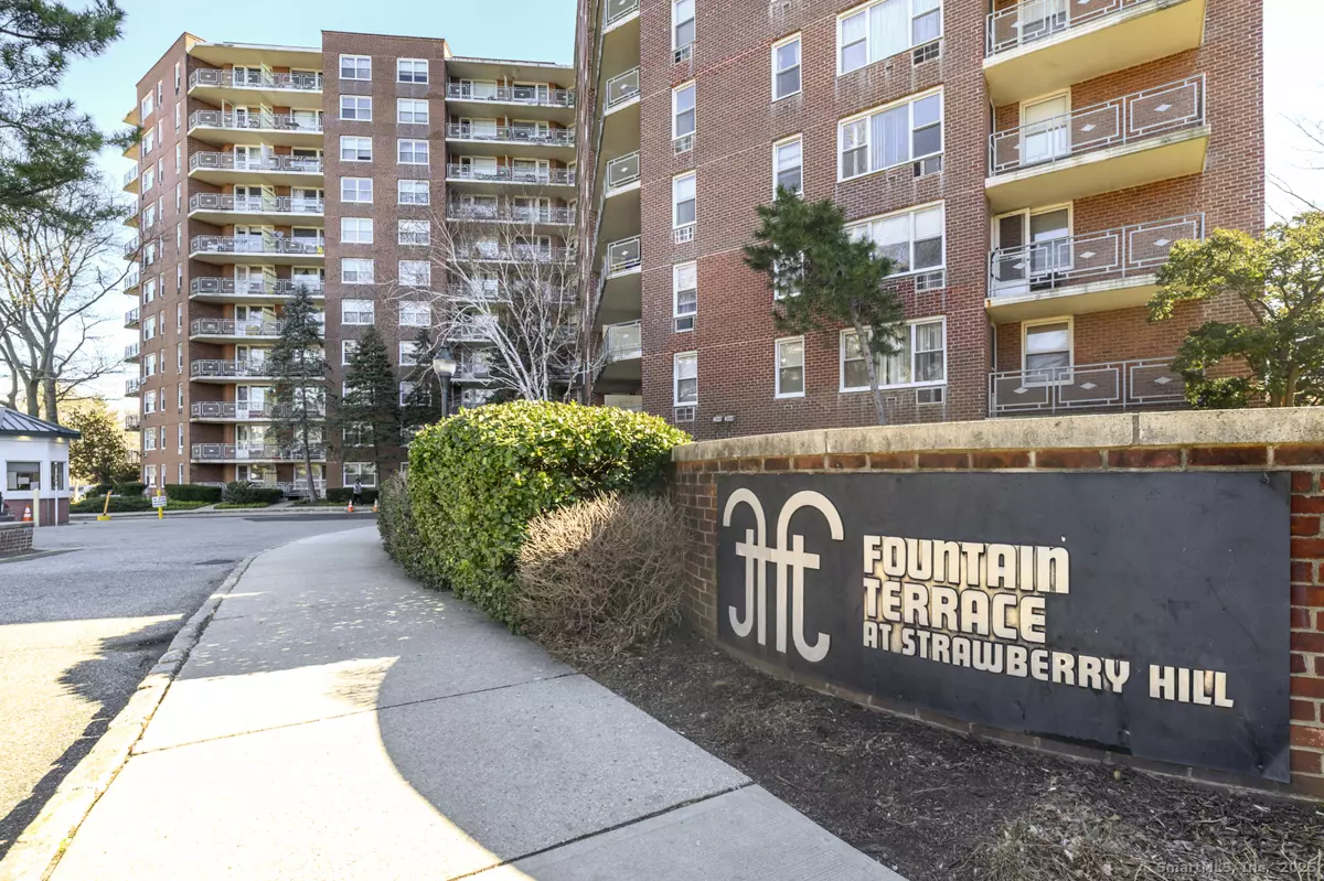 Stamford, CT 06902,91 Strawberry Hill Avenue #APT 636