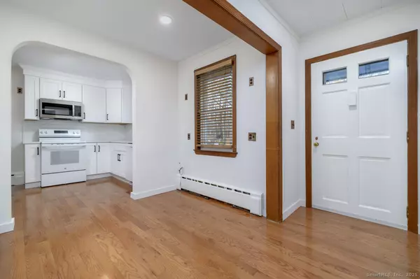 Stamford, CT 06905,34 Alpine Street