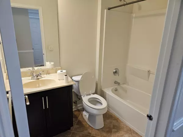 Prospect, CT 06712,5 Lilac Lane #5