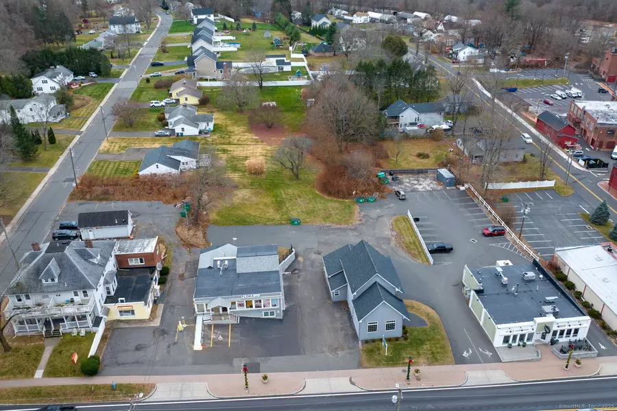 445 West Main Street, Cheshire, CT 06410