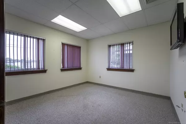 West Haven, CT 06516,375 Morgan Lane #STE 108