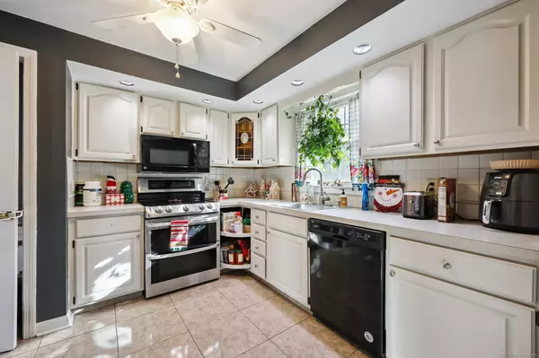 Wallingford, CT 06492,51 Jodi Drive