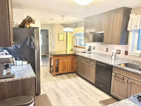 Manchester, CT 06042,11 Bentley Drive