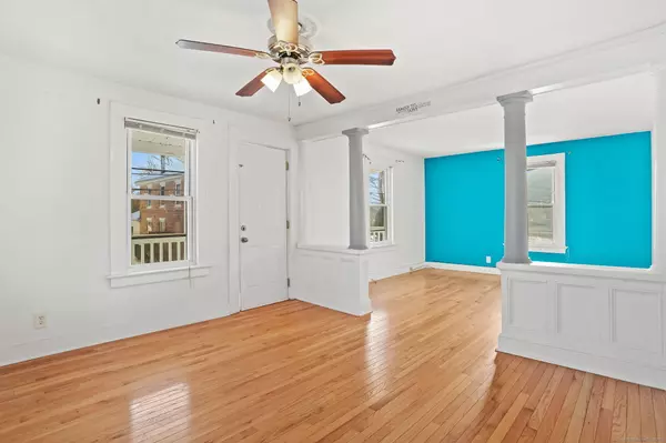 Torrington, CT 07690,7 George Street #2