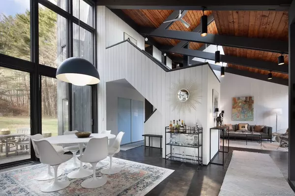 Salisbury, CT 06039,40 Canterbury Lane