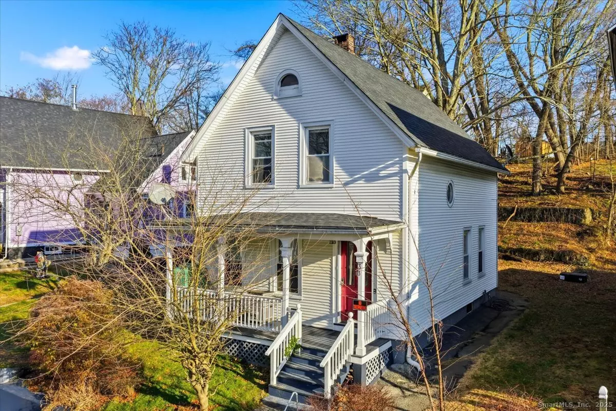 Norwich, CT 06360,33 Division Street