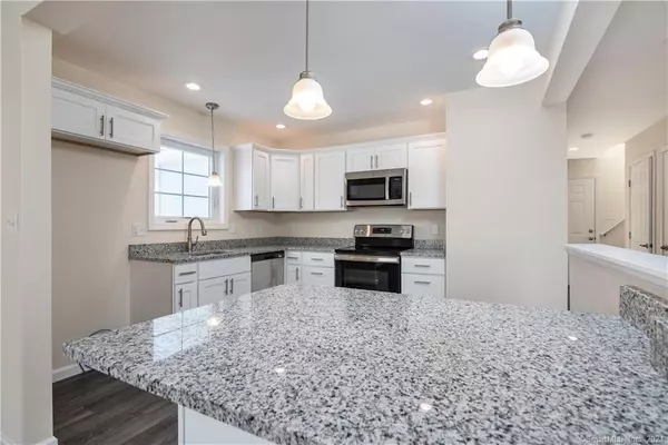 Tolland, CT 06084,68 Belvedere (broadmoor) Drive