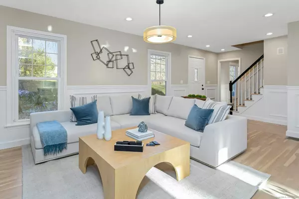 Danbury, CT 06811,4 Fir Drive