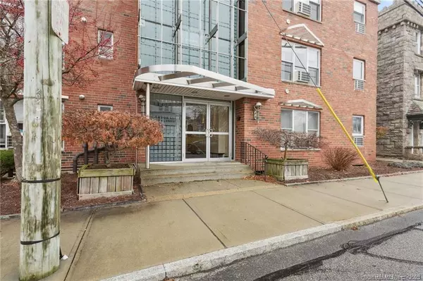 184 Pequot Avenue #409, New London, CT 06320