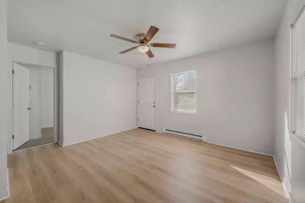 Groton, CT 06340,90 Midway Oval