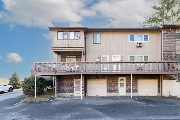 210 Oakville Avenue #APT A, Waterbury, CT 06708