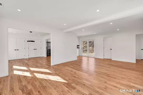 Trumbull, CT 06611,100 Tashua Road