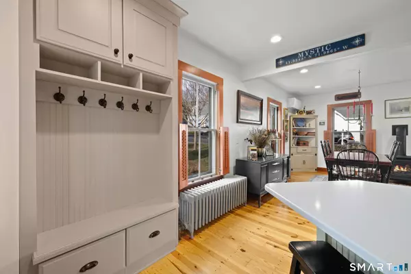 Groton, CT 06355,245 High Street