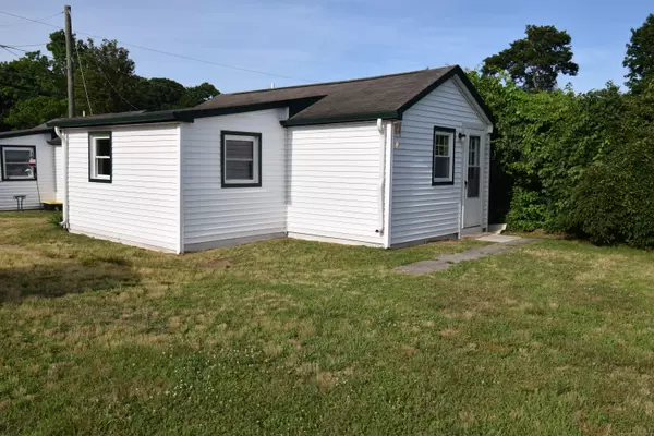 37 Dudley Lane #6, Madison, CT 06443