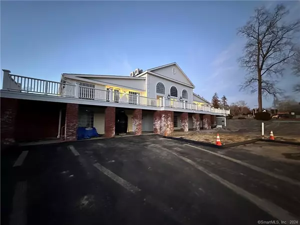 East Haddam, CT 06469,3 Banner Road #101