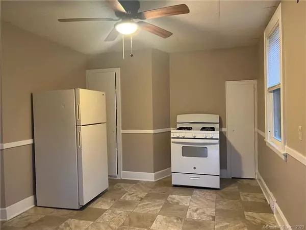 Naugatuck, CT 06770,253 North Main Street #1