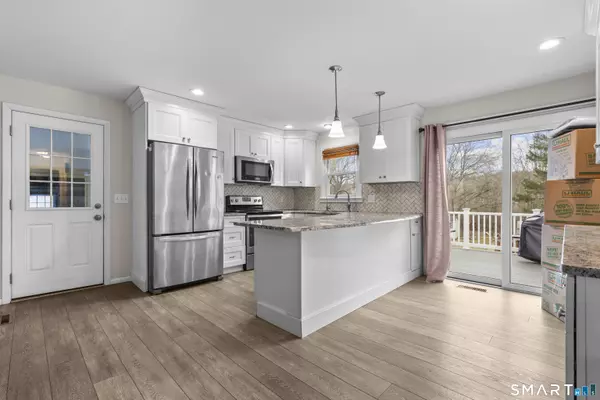 Ansonia, CT 06401,91 Benz Street