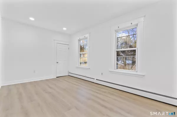 Hamden, CT 06517,141 Augur Street