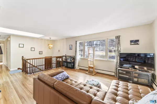 Danbury, CT 06810,6 Advocate Place