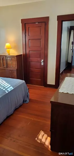 79 HEMINWAY PARK Road #2nd, Watertown, CT 06795