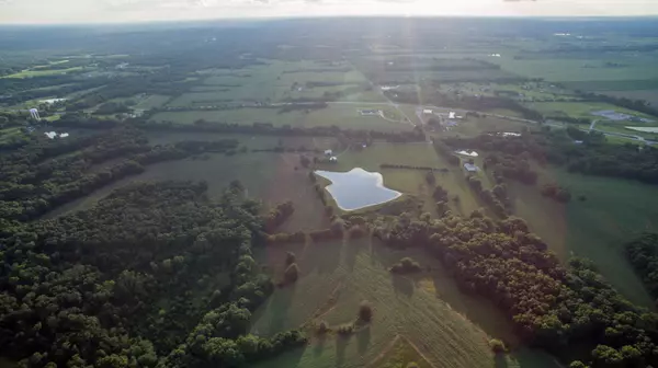 Parks ln and varnon school rd, Hallsville, MO 65255