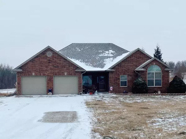 18653 Hunters ridge CT, Boonville, MO 65233