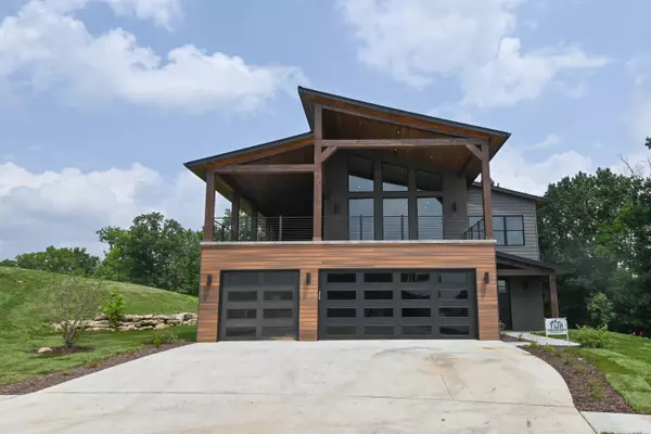 506 Tomahawk DR, Columbia, MO 65203