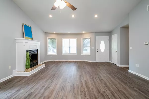 Columbia, MO 65203,815 W Worley ST