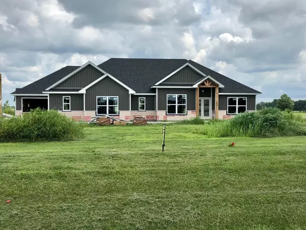 23230 N Lark song LN, Sturgeon, MO 65284