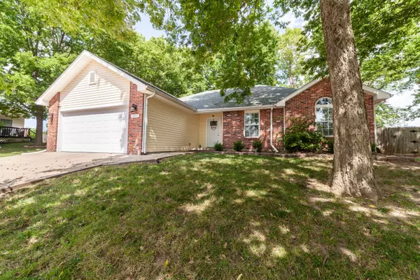 203 Whitetail DR, Columbia, MO 65202