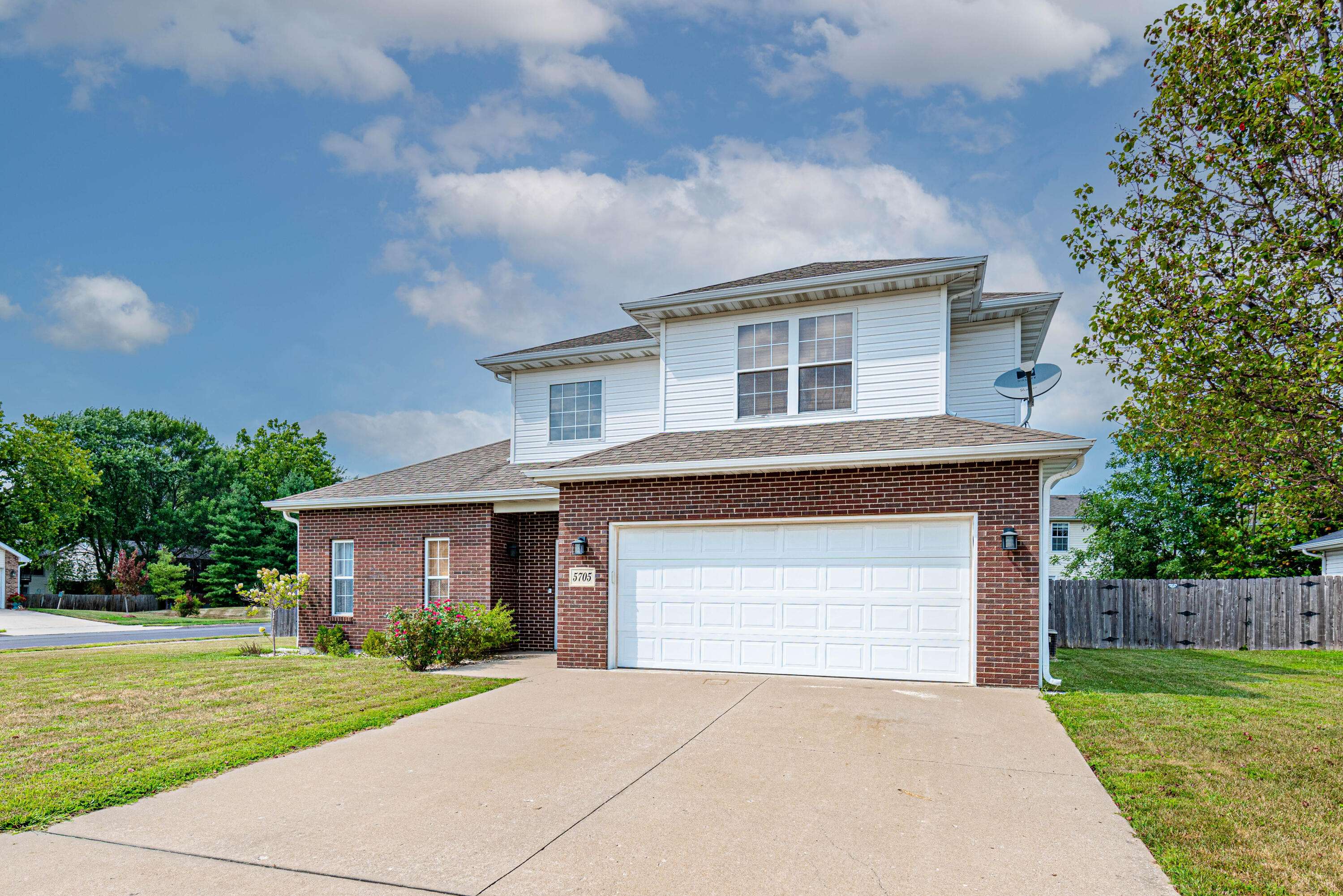 Columbia, MO 65201,5705 Camden CIR