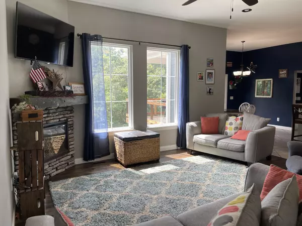 Sturgeon, MO 65284,4160 W Lockwood LN