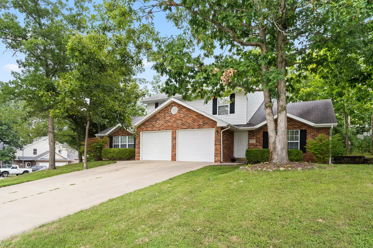 Columbia, MO 65202,1330-1332 Valley creek LN