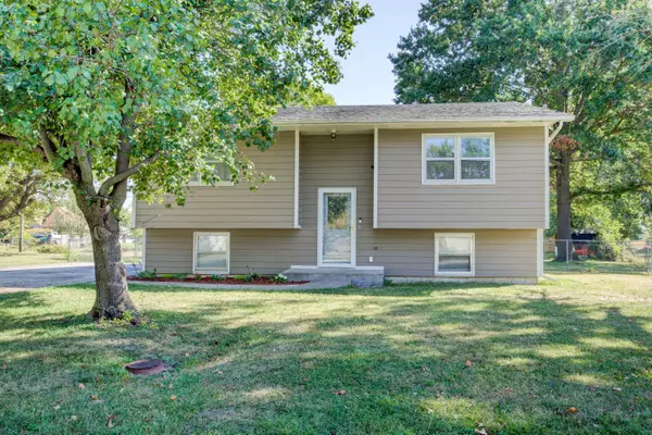 Clark, MO 65243,209 Wesley AVE