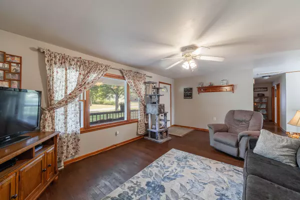 Sturgeon, MO 65284,214 W Proctor ST